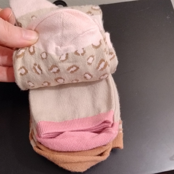 Bundle Of Socks - Picture 5 of 9